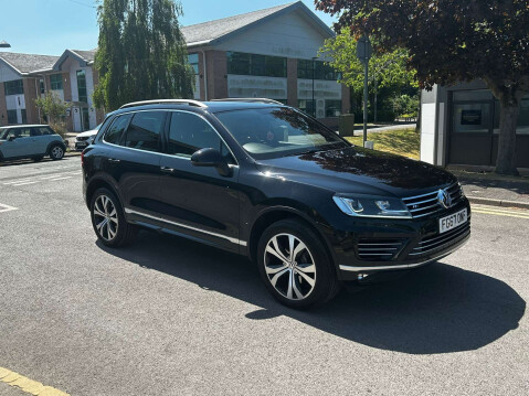 Volkswagen Touareg 3.0 Touareg V6 R-Line TDI BlueMotion Technology Auto 4WD 5dr 7