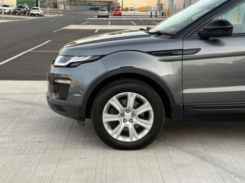 Land Rover Range Rover Evoque 2.0 Range Rover Evoque SE Tech TD4 Auto 4WD 5dr 8