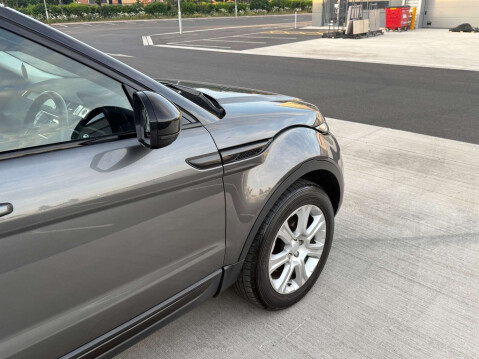 Land Rover Range Rover Evoque 2.0 Range Rover Evoque SE Tech TD4 Auto 4WD 5dr 19