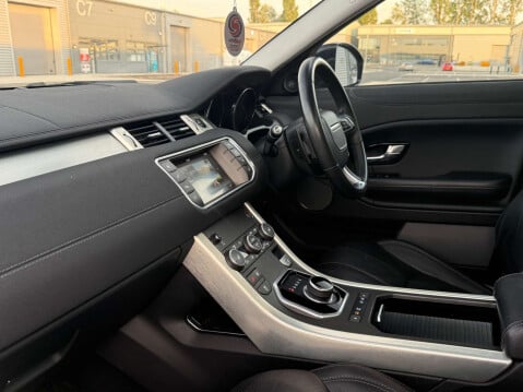 Land Rover Range Rover Evoque 2.0 Range Rover Evoque SE Tech TD4 Auto 4WD 5dr 40