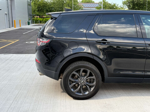 Land Rover Discovery Sport 2.0 Discovery Sport Landmark TD4 Auto 4WD 5dr 17