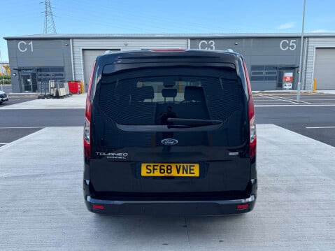Ford Tourneo Connect 1.5 Tourneo Connect Grand Titanium TDCi Auto 5dr 28