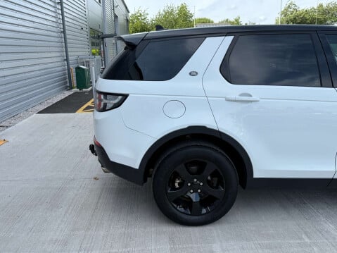 Land Rover Discovery Sport 2.0 Discovery Sport SE TD4 4WD 5dr 25