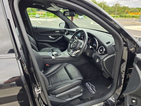 Mercedes-Benz GLC 2.1 GLC 220 D 4Matic AMG Line Auto 4WD 5dr 17