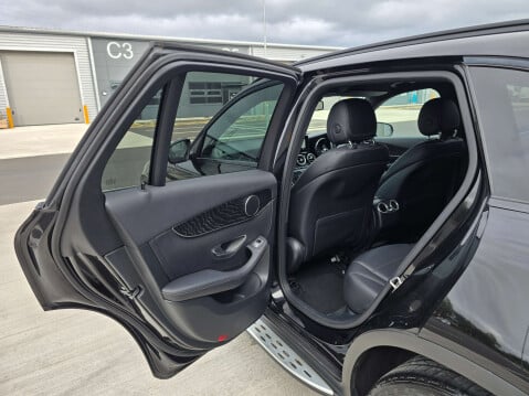 Mercedes-Benz GLC 2.1 GLC 220 D 4Matic AMG Line Auto 4WD 5dr 24