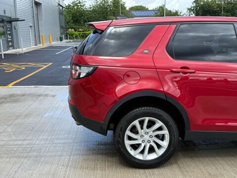 Land Rover Discovery Sport 2.0 Discovery Sport SE Tech TD4 Auto 4WD 5dr 18