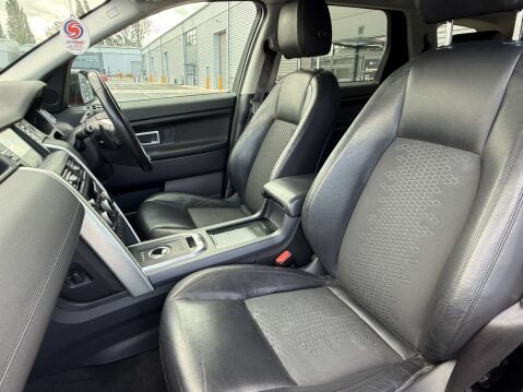 Land Rover Discovery Sport 2.0 Discovery Sport SE Tech TD4 Auto 4WD 5dr 41
