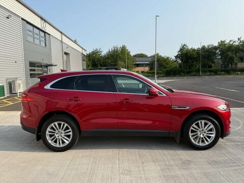 Jaguar F-Pace 2.0 F-PACE Portfolio AWD D Auto 4WD 5dr 18