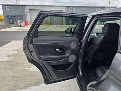 Land Rover Range Rover Evoque 2.0 Range Rover Evoque HSE Dynamic TD4 Auto 4WD 5dr 30