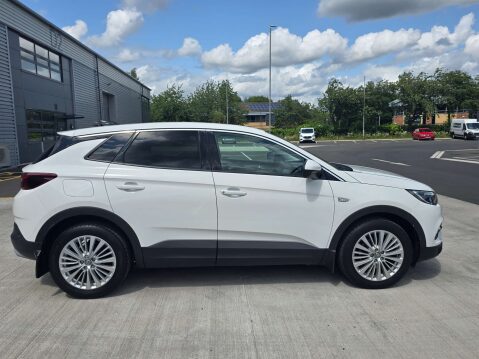 Vauxhall Grandland X 1.2 Grandland X Sport Nav T S/S 5dr 9