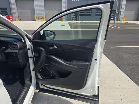 Vauxhall Grandland X 1.2 Grandland X Sport Nav T S/S 5dr 12