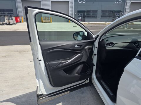 Vauxhall Grandland X 1.2 Grandland X Sport Nav T S/S 5dr 23