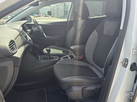 Vauxhall Grandland X 1.2 Grandland X Sport Nav T S/S 5dr 25