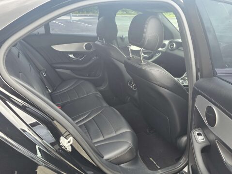 Mercedes-Benz C Class 2.1 C220 AMG Line Bluetec Auto 4dr 19
