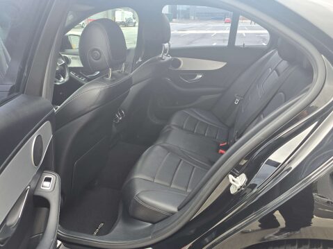 Mercedes-Benz C Class 2.1 C220 AMG Line Bluetec Auto 4dr 21