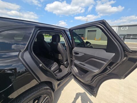 Jaguar F-Pace 3.0 F-PACE V6 S AWD D Auto 4WD 5dr 27
