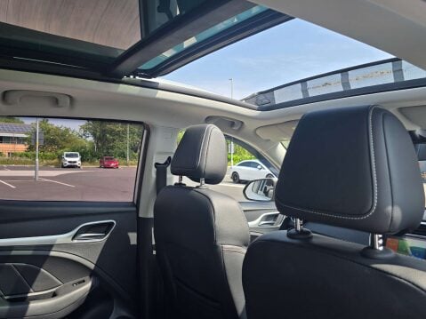 MG ZS ZS Exclusive EV 5dr 25