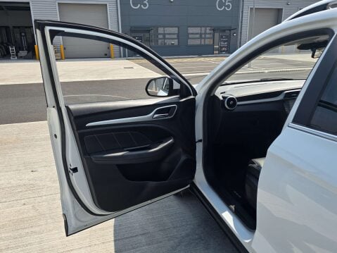MG ZS ZS Exclusive EV 5dr 30
