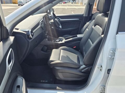 MG ZS ZS Exclusive EV 5dr 31