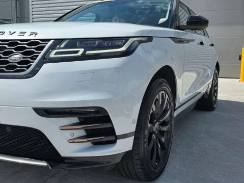 Land Rover Range Rover Velar 3.0 Range Rover Velar R-Dynamic SE D300 Auto 4WD 5dr 4