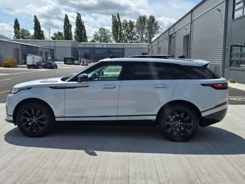 Land Rover Range Rover Velar 3.0 Range Rover Velar R-Dynamic SE D300 Auto 4WD 5dr 16