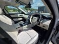 Land Rover Range Rover Velar 3.0 Range Rover Velar R-Dynamic SE D300 Auto 4WD 5dr 19
