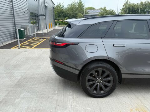 Land Rover Range Rover Velar 2.0 Range Rover Velar R-Dynamic SE D240 Auto 4WD 5dr 17