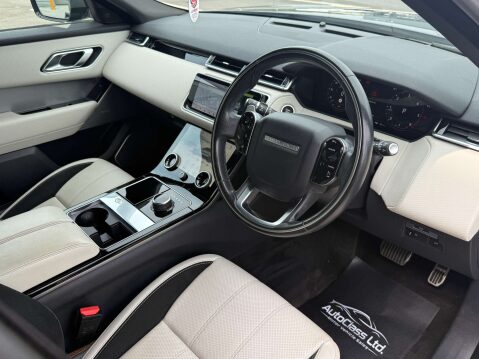 Land Rover Range Rover Velar 2.0 Range Rover Velar R-Dynamic SE D240 Auto 4WD 5dr 22