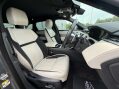 Land Rover Range Rover Velar 2.0 Range Rover Velar R-Dynamic SE D240 Auto 4WD 5dr 26