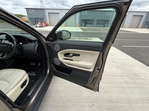 Land Rover Range Rover Evoque 2.0 Range Rover Evoque HSE Dynamic TD4 Auto 4WD 5dr 23