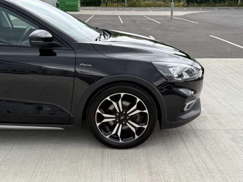 Ford Focus 1.0 Focus Active X 5dr 16