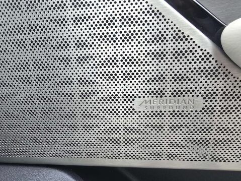 Land Rover Range Rover Velar 2.0 Range Rover Velar R-Dynamic SE D180 Auto 4WD 5dr 26