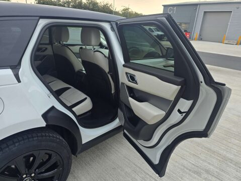 Land Rover Range Rover Velar 2.0 Range Rover Velar R-Dynamic SE D180 Auto 4WD 5dr 33