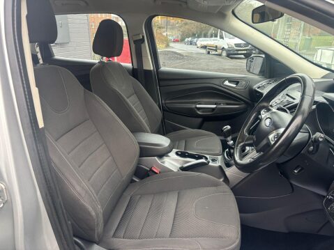 Ford Kuga 2.0 TDCi Zetec 2WD Euro 5 5dr 13