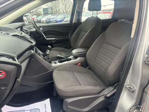 Ford Kuga 2.0 TDCi Zetec 2WD Euro 5 5dr 15