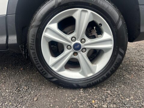 Ford Kuga 2.0 TDCi Zetec 2WD Euro 5 5dr 26