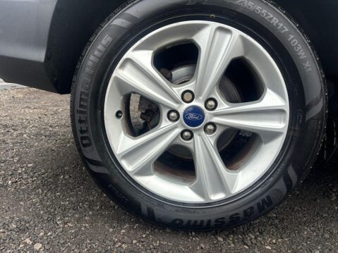 Ford Kuga 2.0 TDCi Zetec 2WD Euro 5 5dr 23