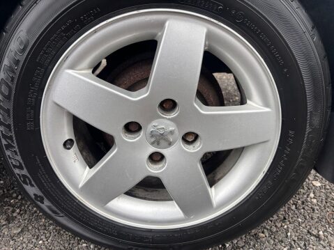 Peugeot 207 1.4 Sportium Euro 5 3dr 17
