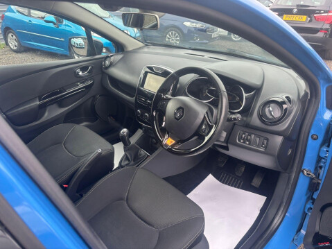 Renault Clio 1.5 dCi Dynamique MediaNav Euro 5 (s/s) 5dr 9