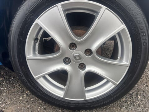 Renault Clio 1.5 dCi Dynamique MediaNav Euro 5 (s/s) 5dr 25