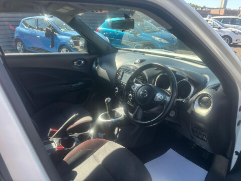 Nissan Juke 1.6 n-tec Euro 5 5dr (17in Alloy) 8