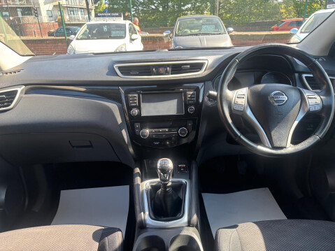 Nissan Qashqai 1.2 DIG-T Acenta Premium 2WD Euro 5 (s/s) 5dr 21