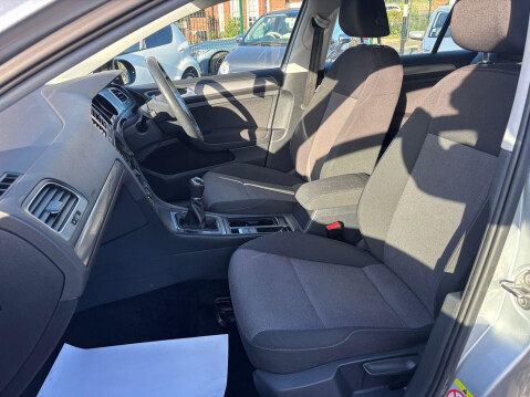 Volkswagen Golf 1.6 TDI BlueMotion Tech S Euro 5 (s/s) 5dr 25