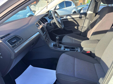 Volkswagen Golf 1.6 TDI BlueMotion Tech S Euro 5 (s/s) 5dr 26