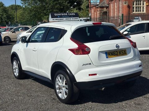 Nissan Juke 1.6 Acenta Euro 5 (s/s) 5dr 4