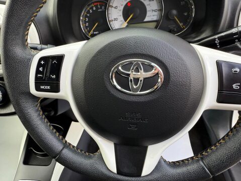 Toyota Yaris 1.33 Dual VVT-i Trend Euro 5 5dr 28