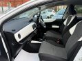 Toyota Yaris 1.33 Dual VVT-i Trend Euro 5 5dr 29
