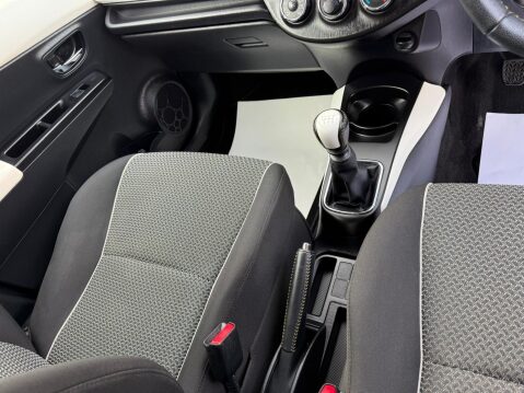 Toyota Yaris 1.33 Dual VVT-i Trend Euro 5 5dr 31