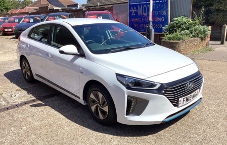 Hyundai IONIQ PREMIUM MHEV AUTOMATIC 10