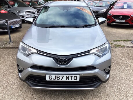 Toyota Rav 4 D-4D BUSINESS EDITION TSS 17